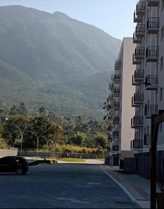Apartamento Na Palhoca, Com Vista Para O Mar, Proximo A Mercados, Padarias E Farmacias. Exterior photo