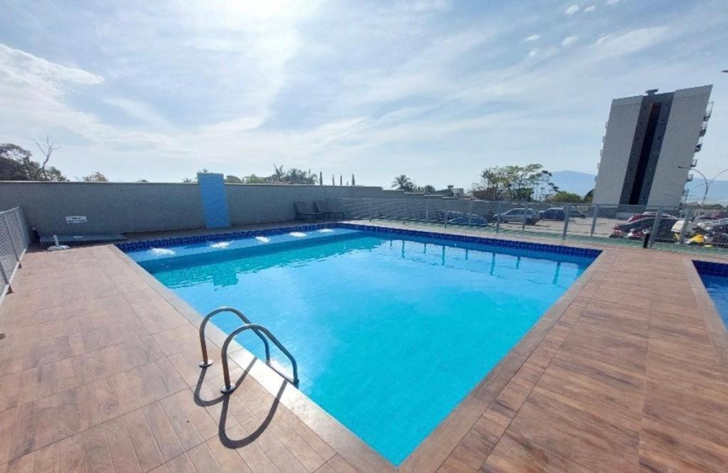 Apartamento Na Palhoca, Com Vista Para O Mar, Proximo A Mercados, Padarias E Farmacias. Exterior photo